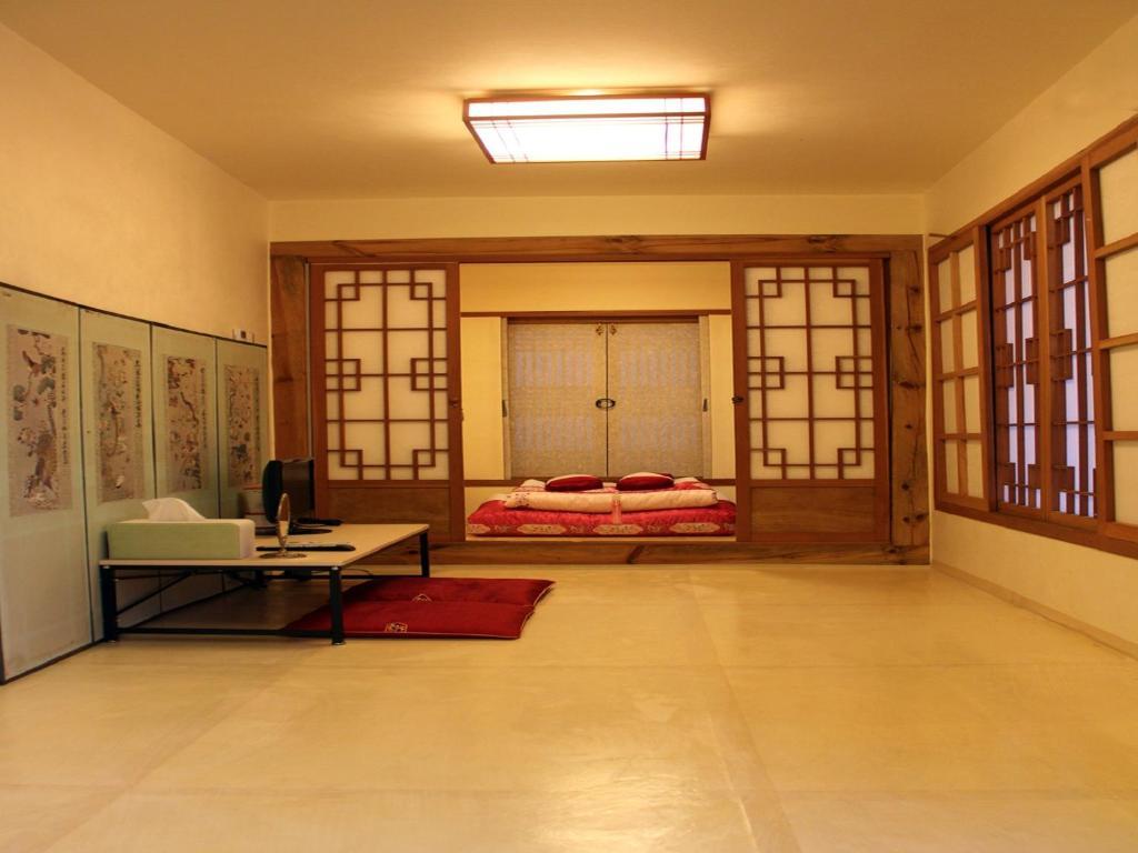 Doo Hanok Guesthouse Сеул Номер фото