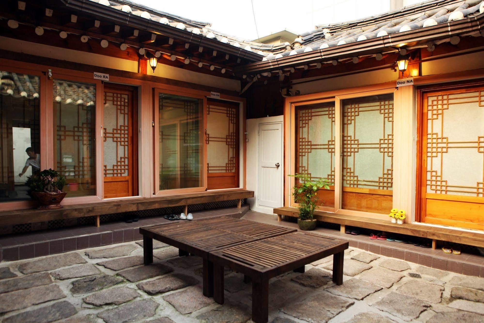 Doo Hanok Guesthouse Сеул Екстер'єр фото