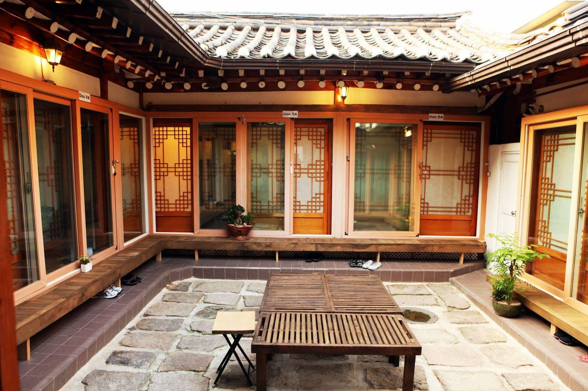 Doo Hanok Guesthouse Сеул Екстер'єр фото